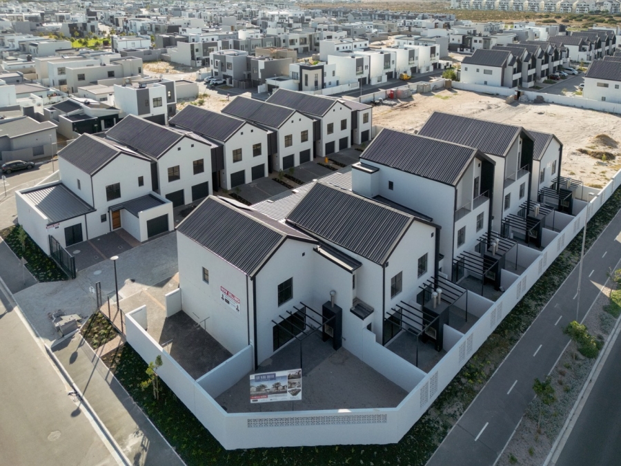 2 Bedroom Property for Sale in Sandown Western Cape